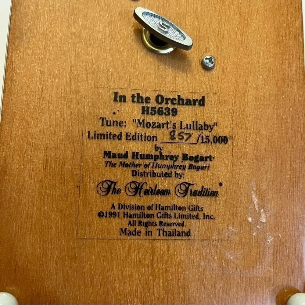 In The Orchard Girl Musical Trinket Box Mozart Lullaby Victorian 1991 Hamilton - Picture 12 of 15